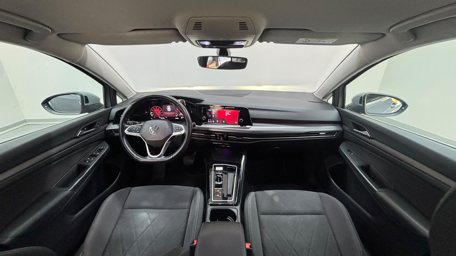 VOLKSWAGEN GOLF 16